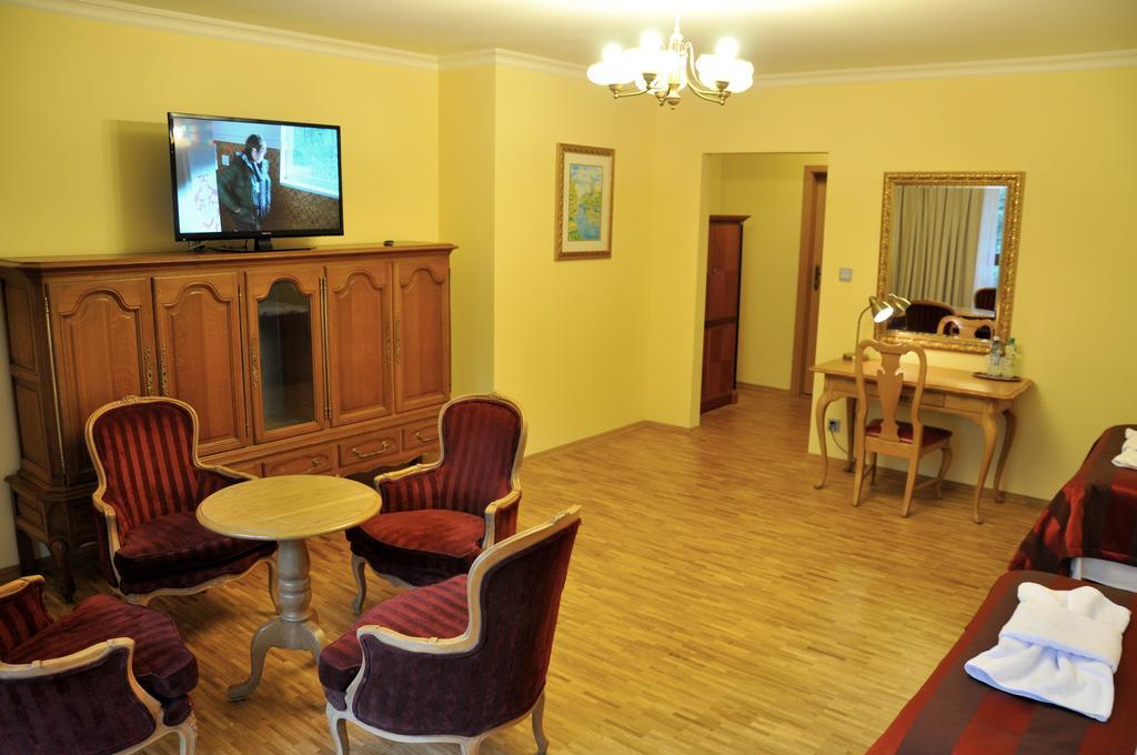 Hotel Mir-Jan Spa Лёндек-Здруй Номер фото