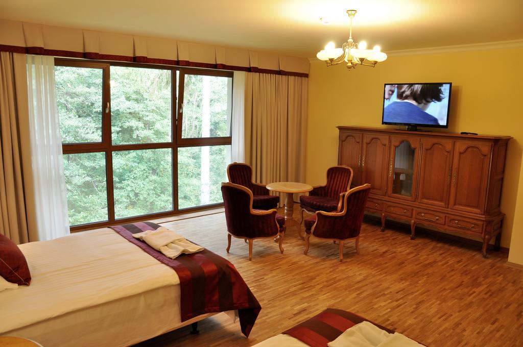 Hotel Mir-Jan Spa Лёндек-Здруй Номер фото